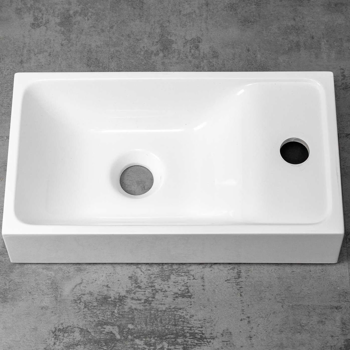 ИЗЕО 40 комплект мебели подвесной (тумба + раковина+смеситель), цвет белый IZ-T40W2-K/S