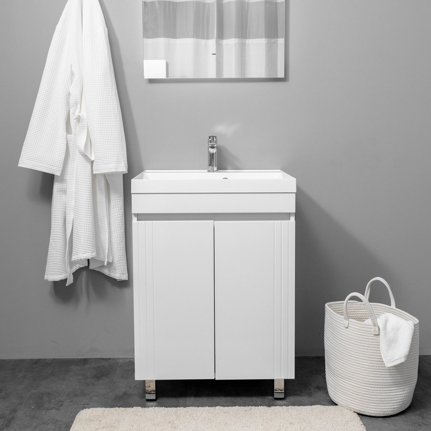 ЛИНГО 60 комплект, напольный с полосками на дверцах, фасад МДФ с фрезеровкой (под Астория), цвет Белый LI-T60-W2