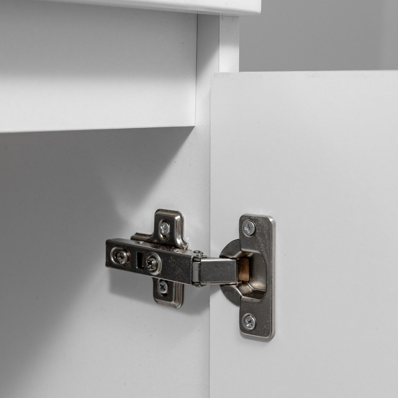 ЛИНГО 60 комплект, напольный с полосками на дверцах, фасад МДФ с фрезеровкой (под Астория), цвет Белый LI-T60-W2