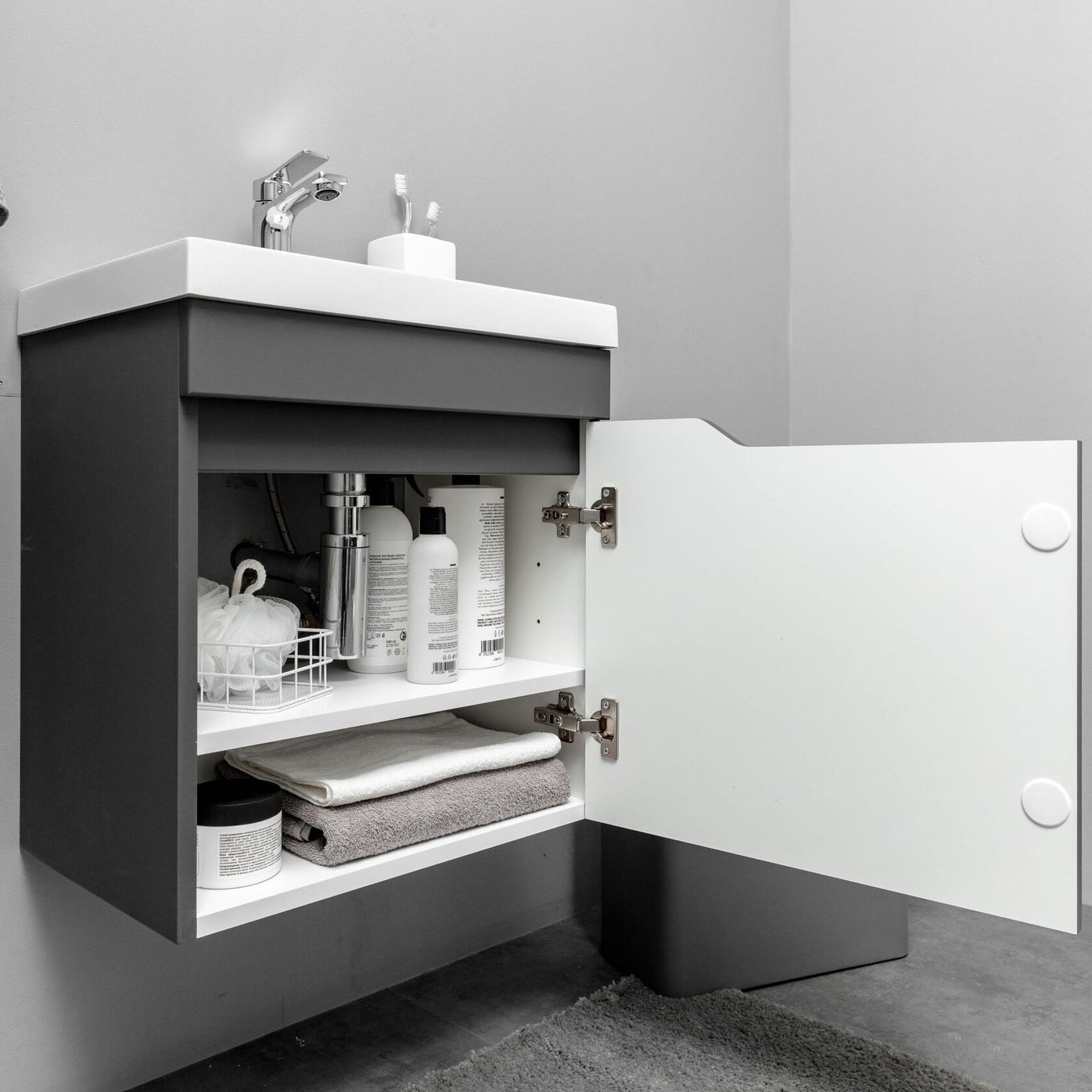 ФОРТУНА 50 Комплект мебели подвесной, дверь с вырезом (под Слим 50/Альтаис 35), цвет Графит FT-S-T50Gr