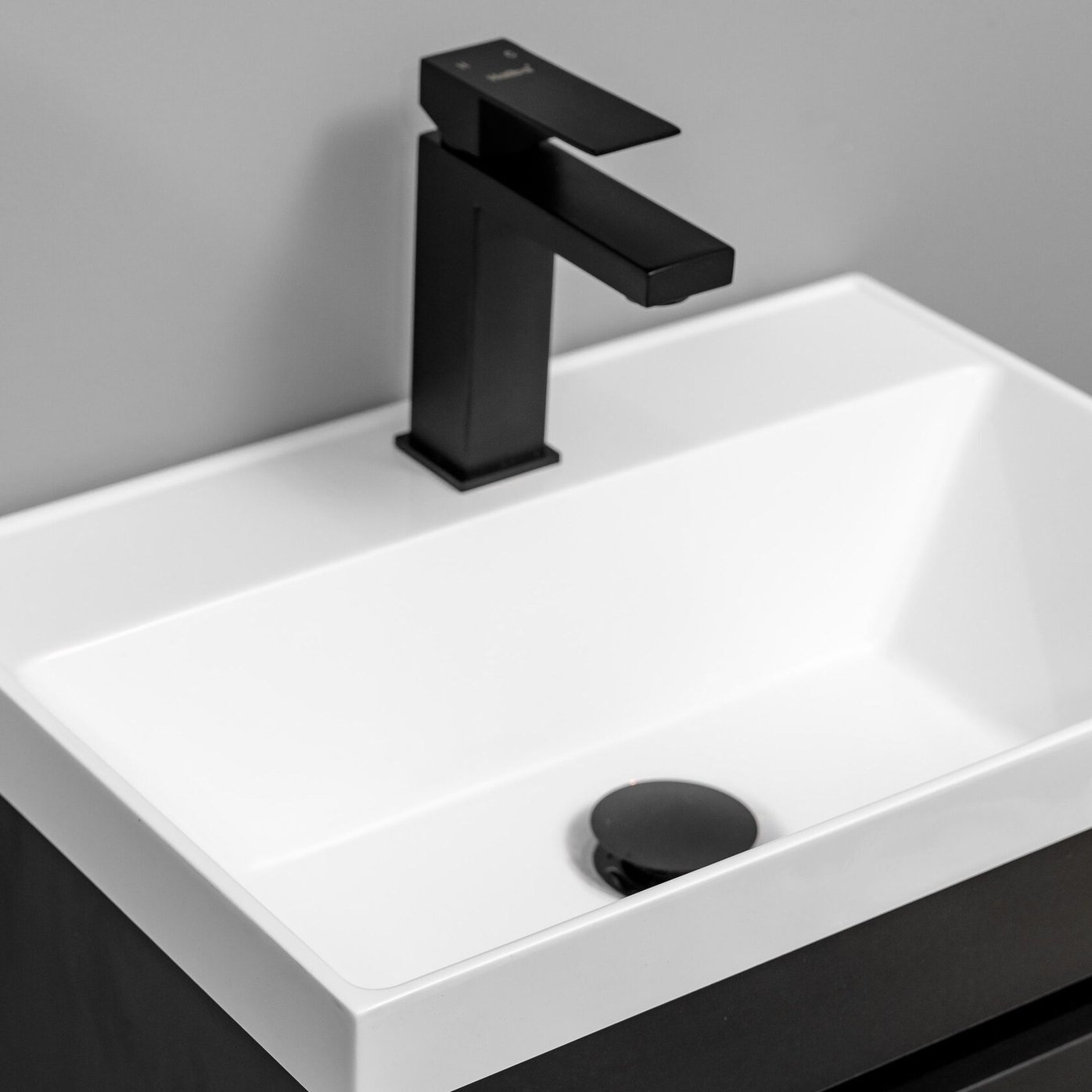 ИЗЕО 50 комплект мебели подвесной c дверцами (под Слим 50/Альтаис 35), Черный IZ-S-T50BSh