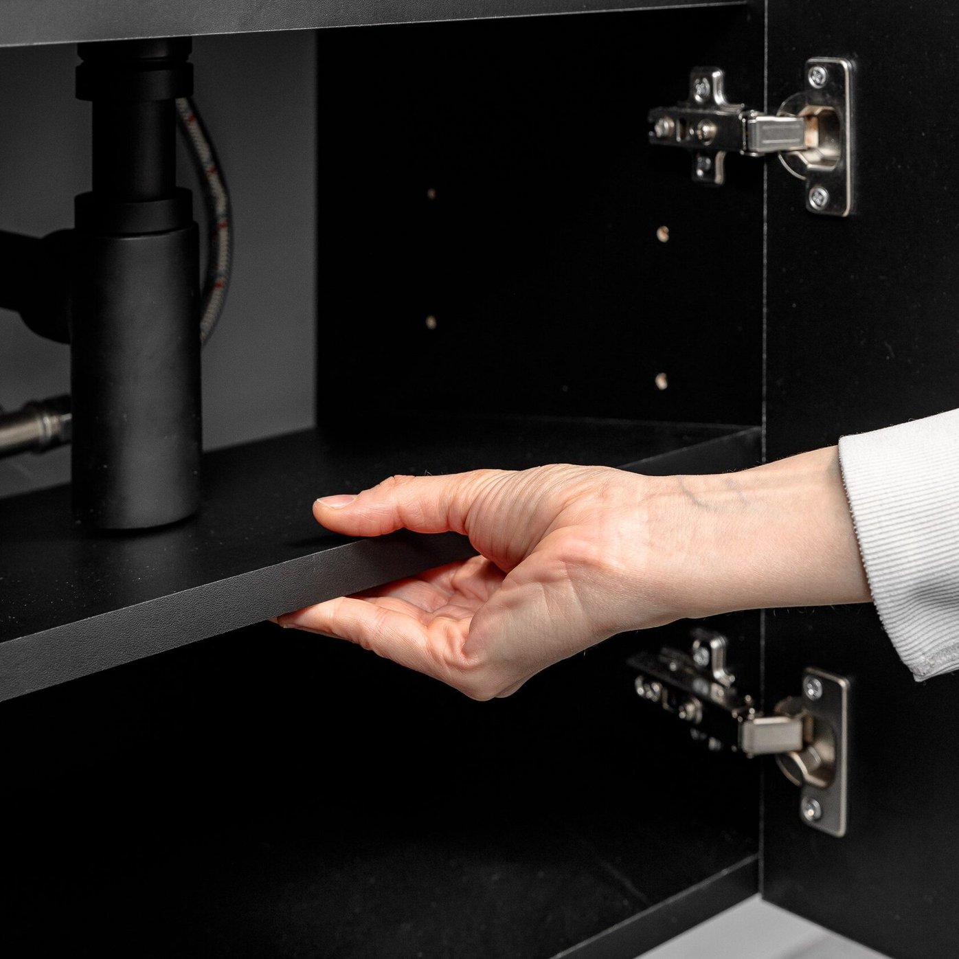 ИЗЕО 50 комплект мебели подвесной c дверцами (под Слим 50/Альтаис 35), Черный IZ-S-T50BSh