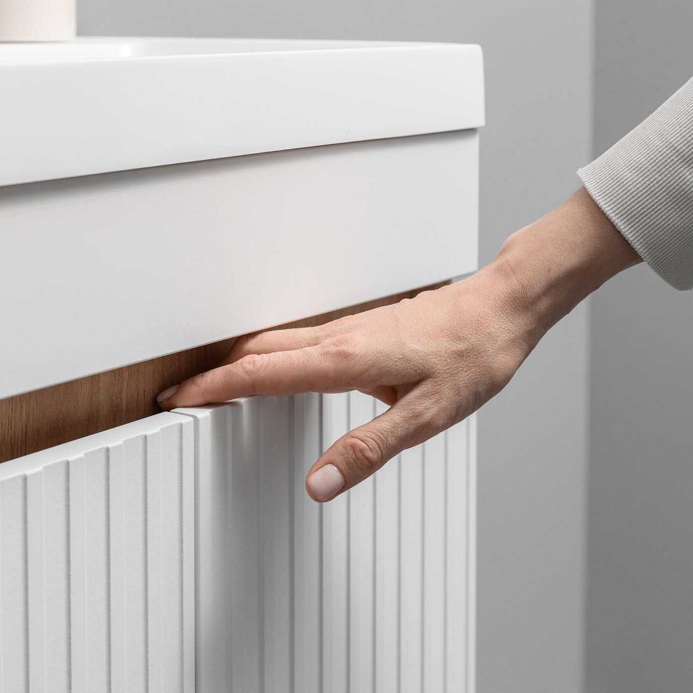 ТЕННО 50 Комплект мебели подвесной с раковиной Слим 50/Альтаис 35, Белый + Дуб крафт золотой