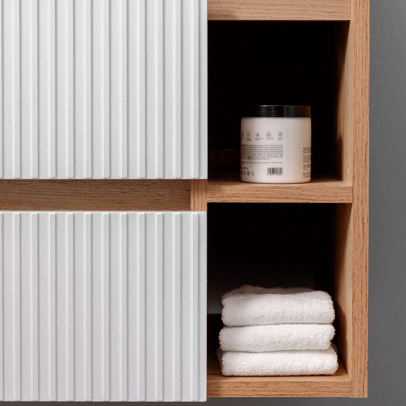 ПУРО 60 комплект, подвесной с 2 ящиками, фасад фрезерованный с нишами (под Астория), цвет Белый/Дуб крафт PU-T60-W/PW