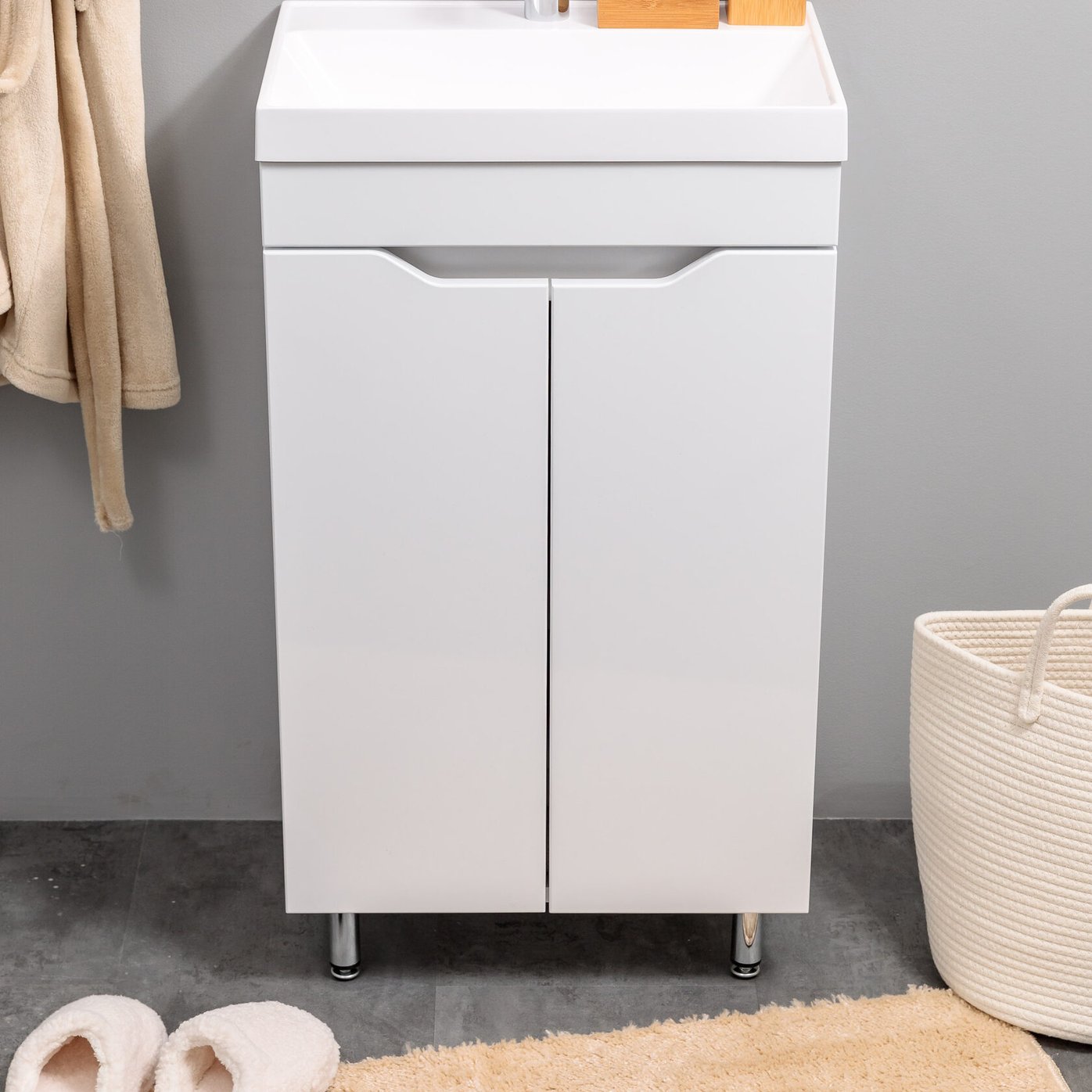 АРОНА 50 Комплект мебели напольный с дверцами, фасад МДФ с вырезами (под Слим 50/Альтаис 35), Белый AR-T50NAP-W