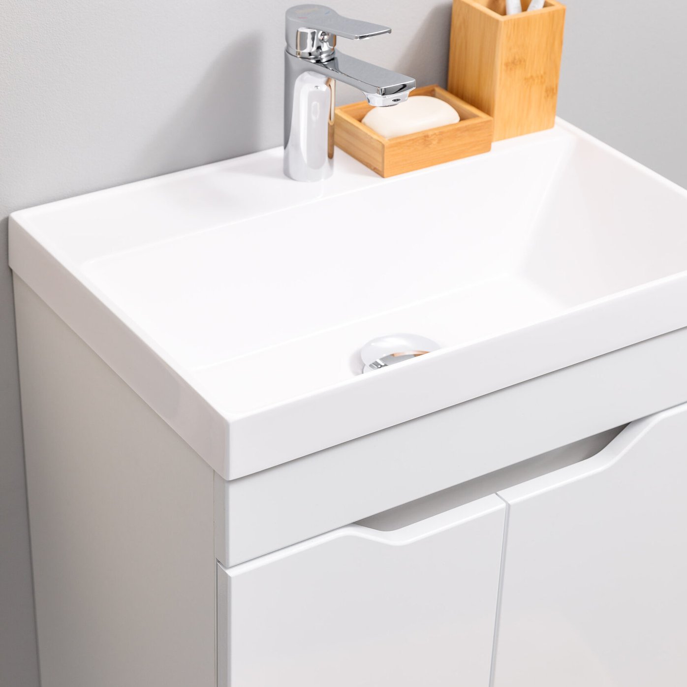 АРОНА 50 Комплект мебели напольный с дверцами, фасад МДФ с вырезами (под Слим 50/Альтаис 35), Белый AR-T50NAP-W