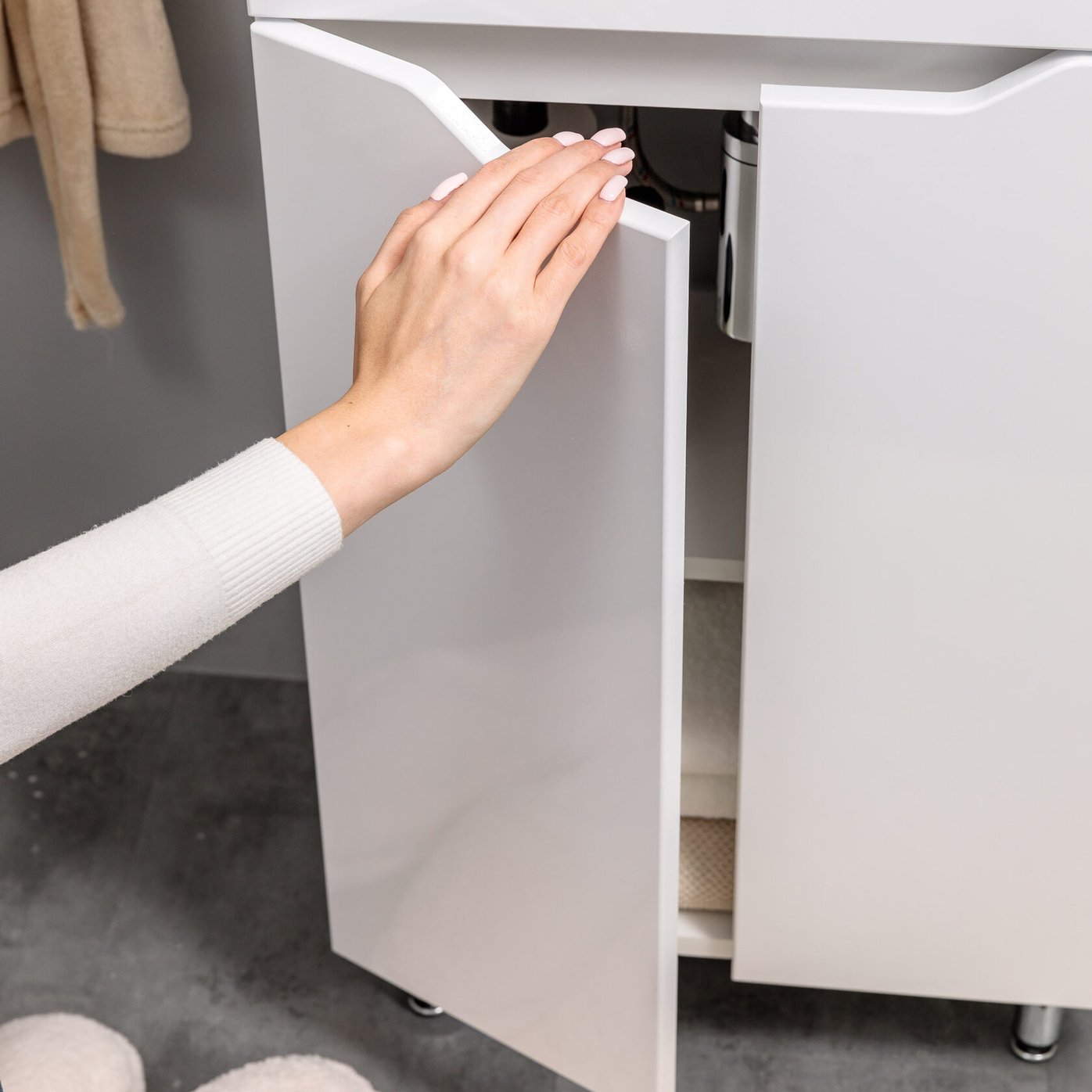 АРОНА 50 Комплект мебели напольный с дверцами, фасад МДФ с вырезами (под Слим 50/Альтаис 35), Белый AR-T50NAP-W