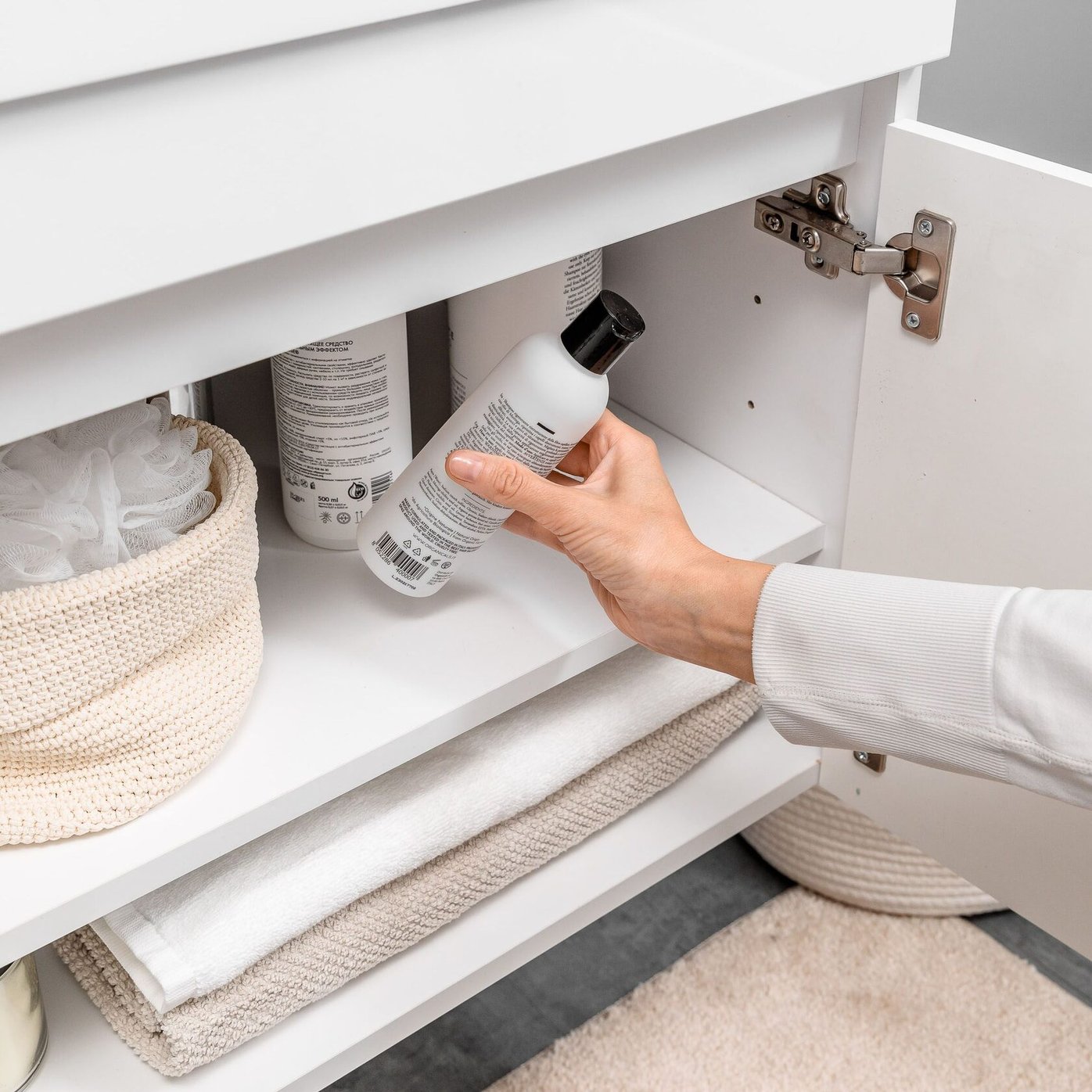 НЕМИ 60 комплект мебели подвесной c дверцами (тумба + умывальник Дакота 60), Белый