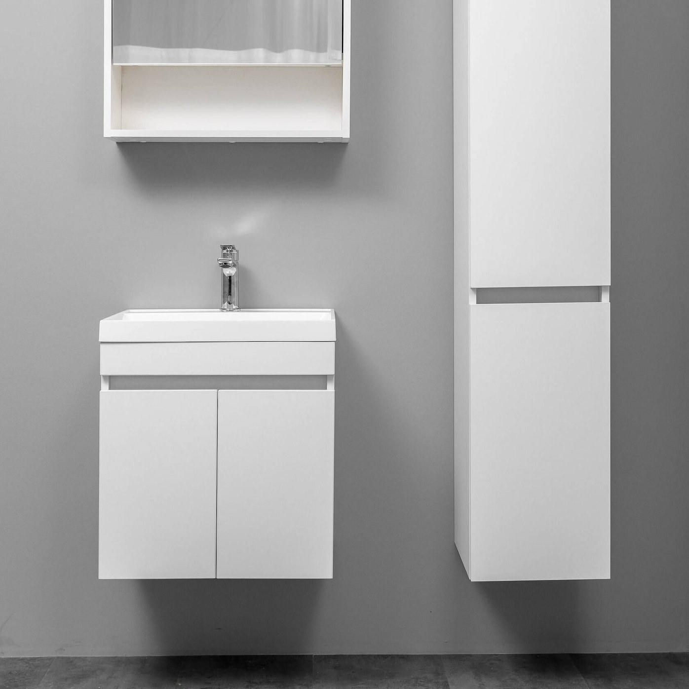 ИЗЕО 50 комплект мебели подвесной c дверцами (под Слим 50/Альтаис 35), цвет Белый IZ-S-T50W2