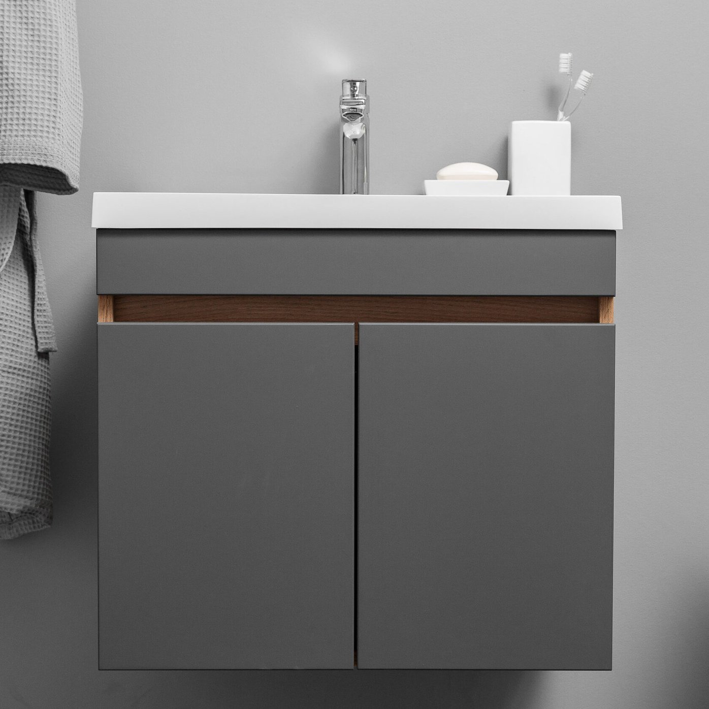 НЕМИ 60 комплект мебели подвесной c дверцами (тумба + умывальник Дакота 60), Дуб крафт + Графит NM-D-T60Gr/PW