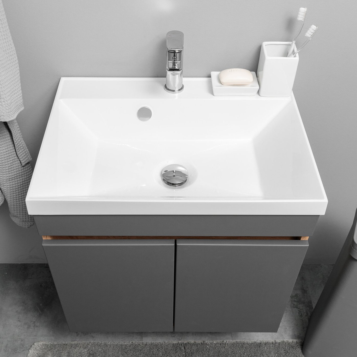 НЕМИ 60 комплект мебели подвесной c дверцами (тумба + умывальник Дакота 60), Дуб крафт + Графит NM-D-T60Gr/PW