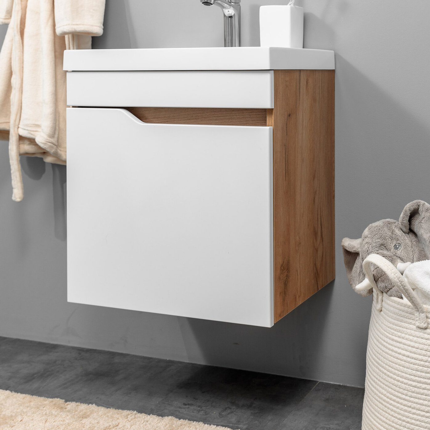 ФОРТУНА 50 Комплект мебели подвесной, дверь с вырезом (под Слим 50/Альтаис 35), цвет Белый+Крафт FT-S-T50W/PW