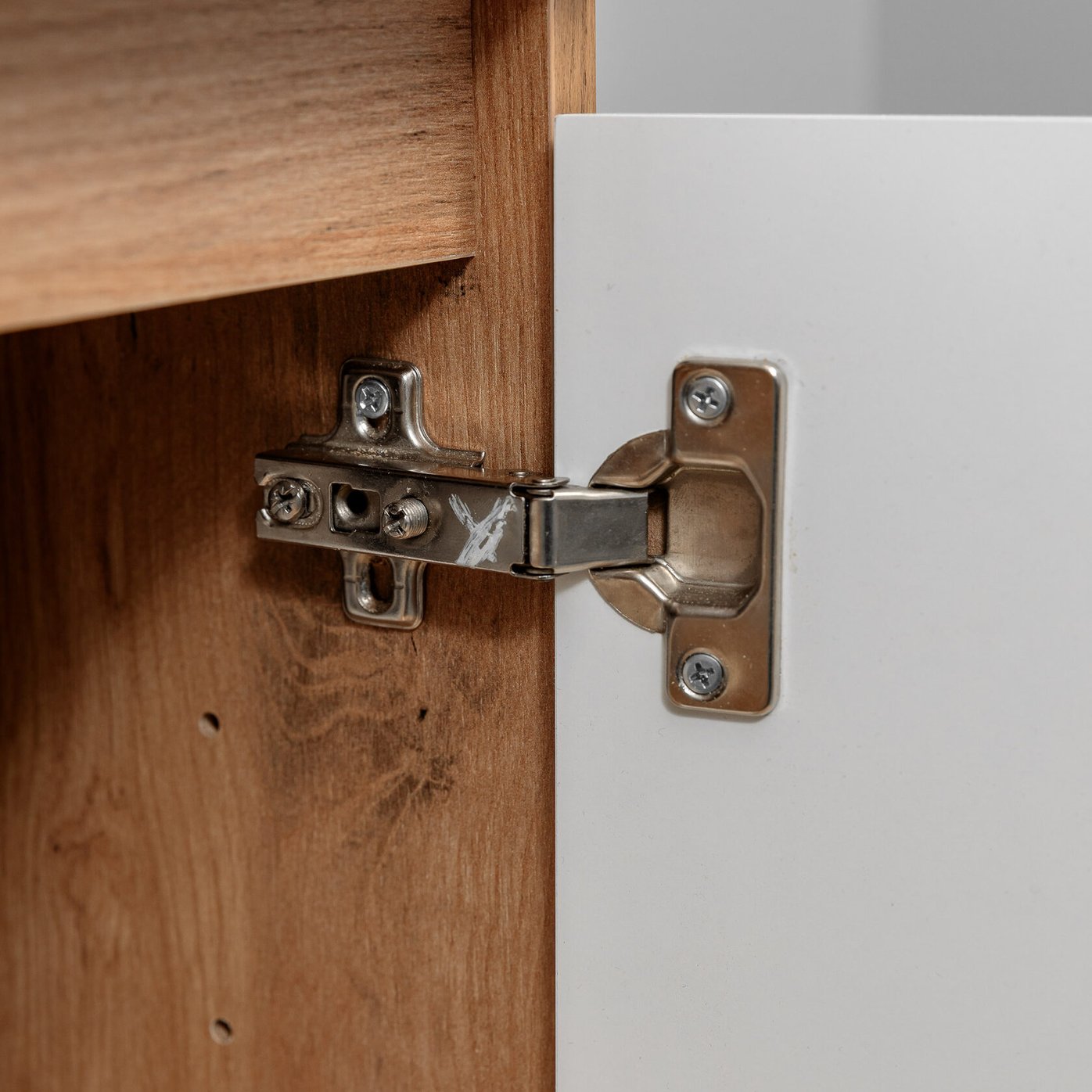 ФОРТУНА 50 Комплект мебели подвесной, дверь с вырезом (под Слим 50/Альтаис 35), цвет Белый+Крафт FT-S-T50W/PW