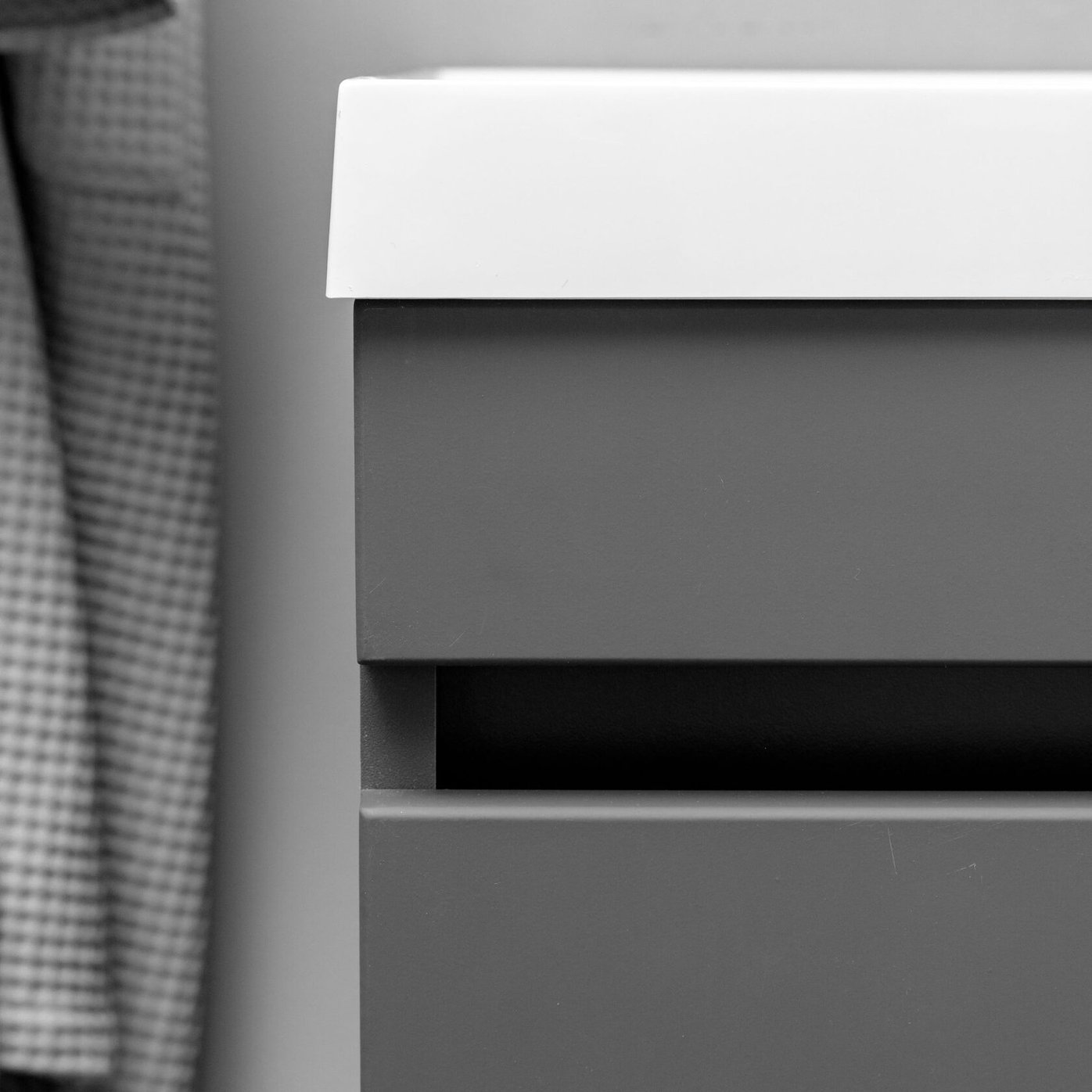 НЕМИ 60 комплект мебели подвесной c дверцами (тумба + умывальник Дакота 60) Графит NM-D-T60Gr