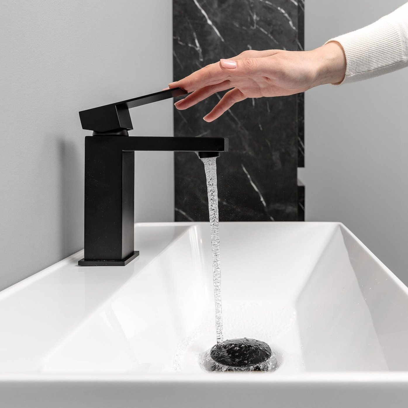 ИЗЕО 50 комплект мебели подвесной c дверцами (под Слим 50/Альтаис 35), Креатель IZ-S-T50Kr