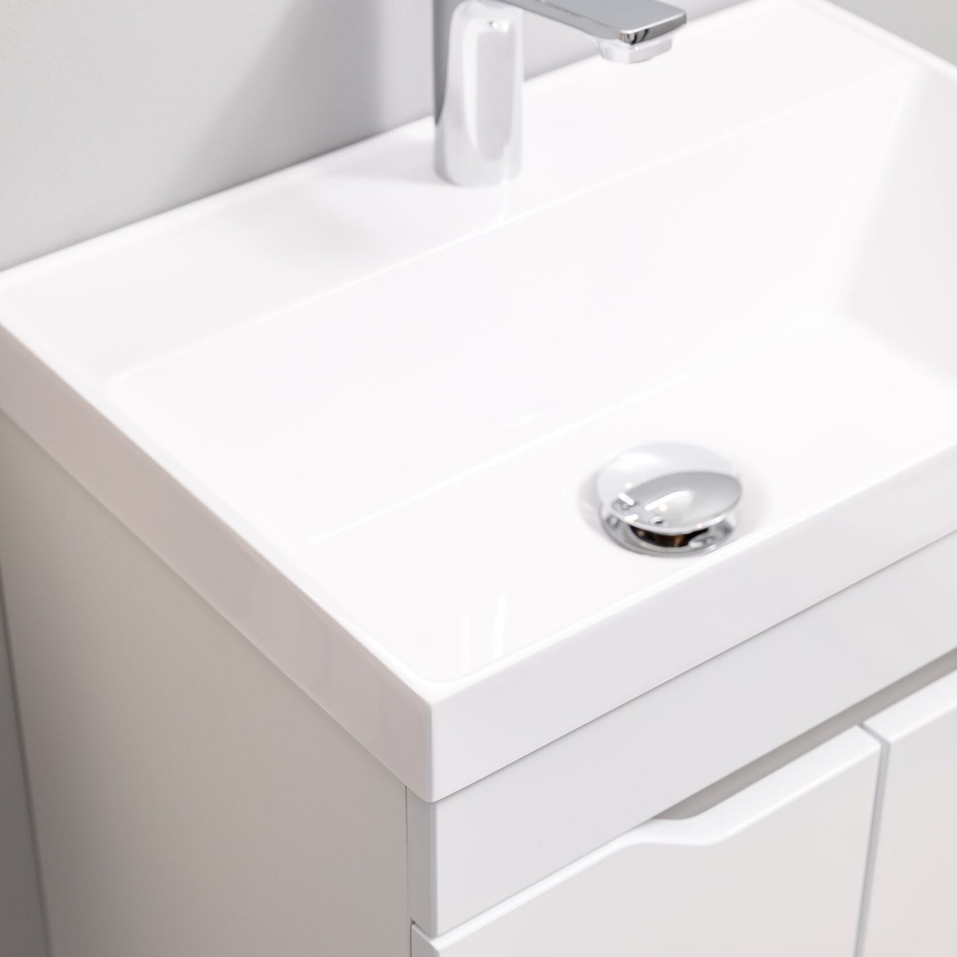 АРОНА 50 Комплект мебели подвесной с дверцами, фасад МДФ с вырезами (под Слим 50/Альтаис 35), Белый AR-T50-W