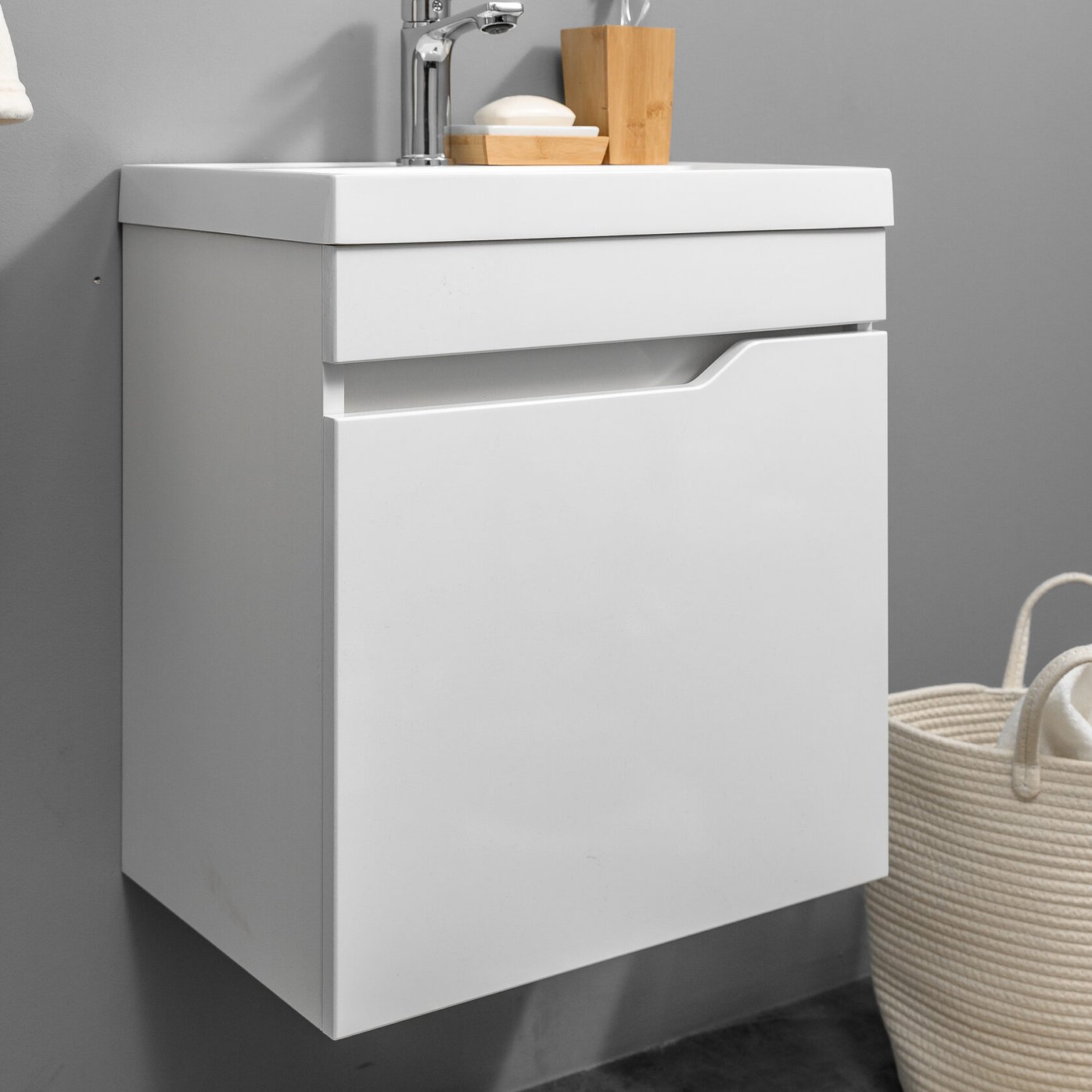 ФОРТУНА 50 Комплект мебели подвесной, дверь с вырезом (под Слим 50/Альтаис 35), цвет Белый FT-S-T50W