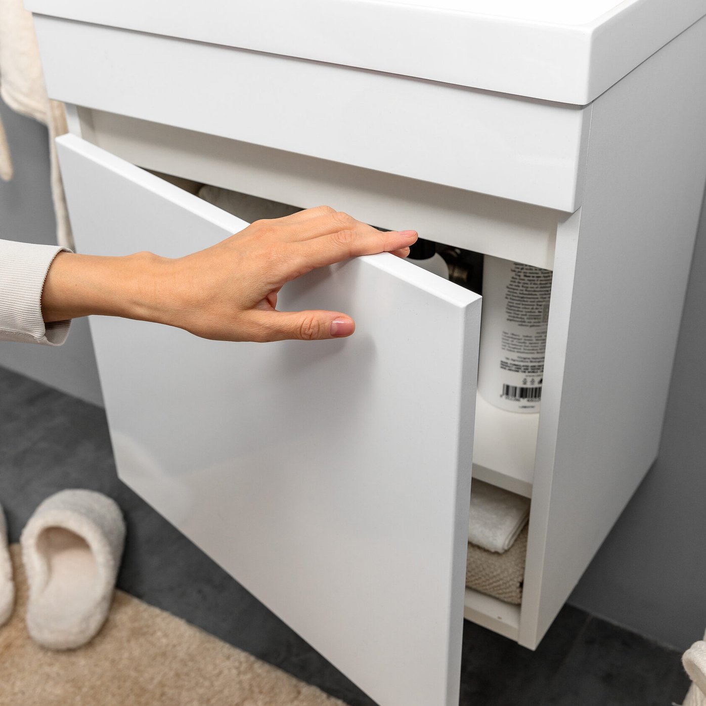 ФОРТУНА 50 Комплект мебели подвесной, дверь с вырезом (под Слим 50/Альтаис 35), цвет Белый FT-S-T50W