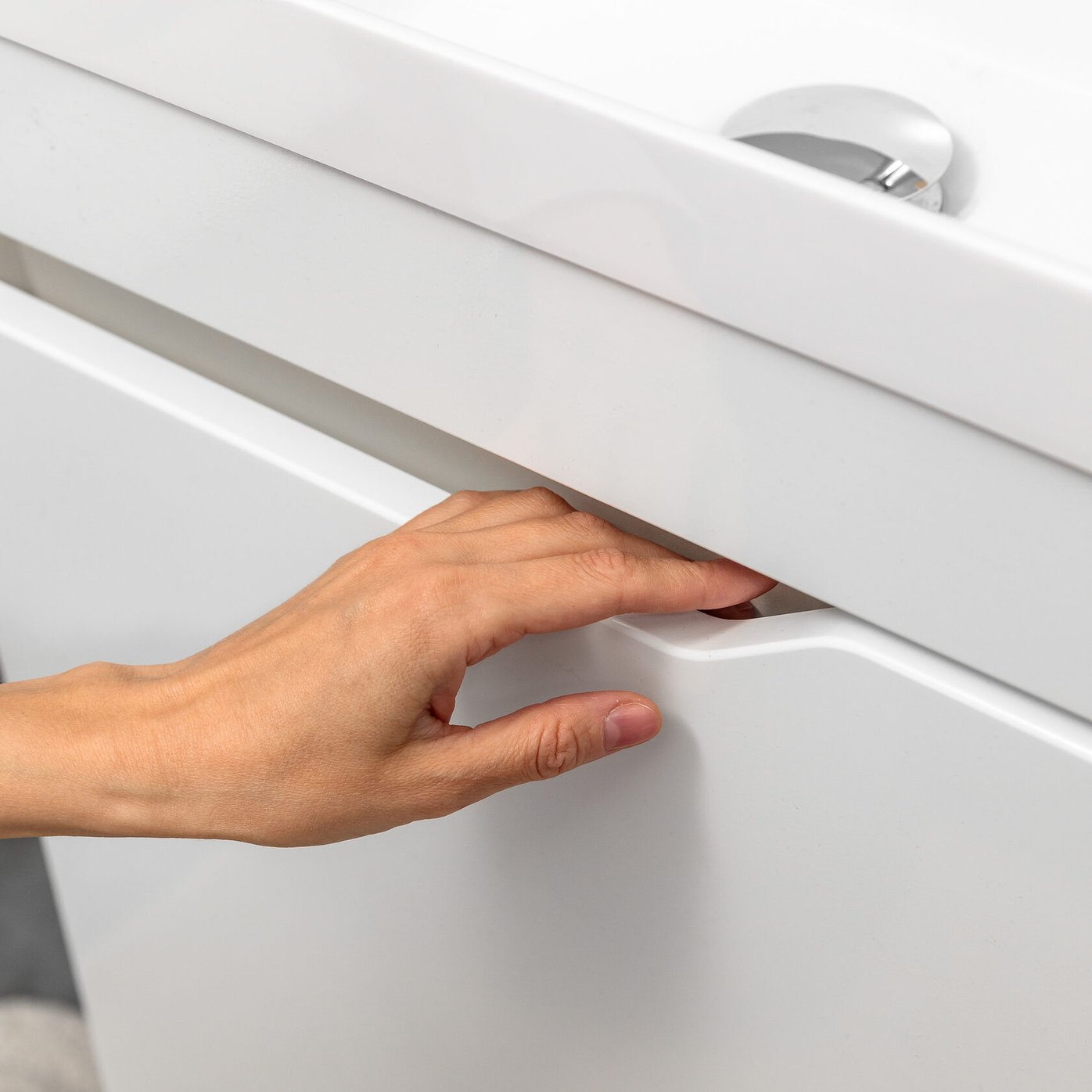 ФОРТУНА 50 Комплект мебели подвесной, дверь с вырезом (под Слим 50/Альтаис 35), цвет Белый FT-S-T50W