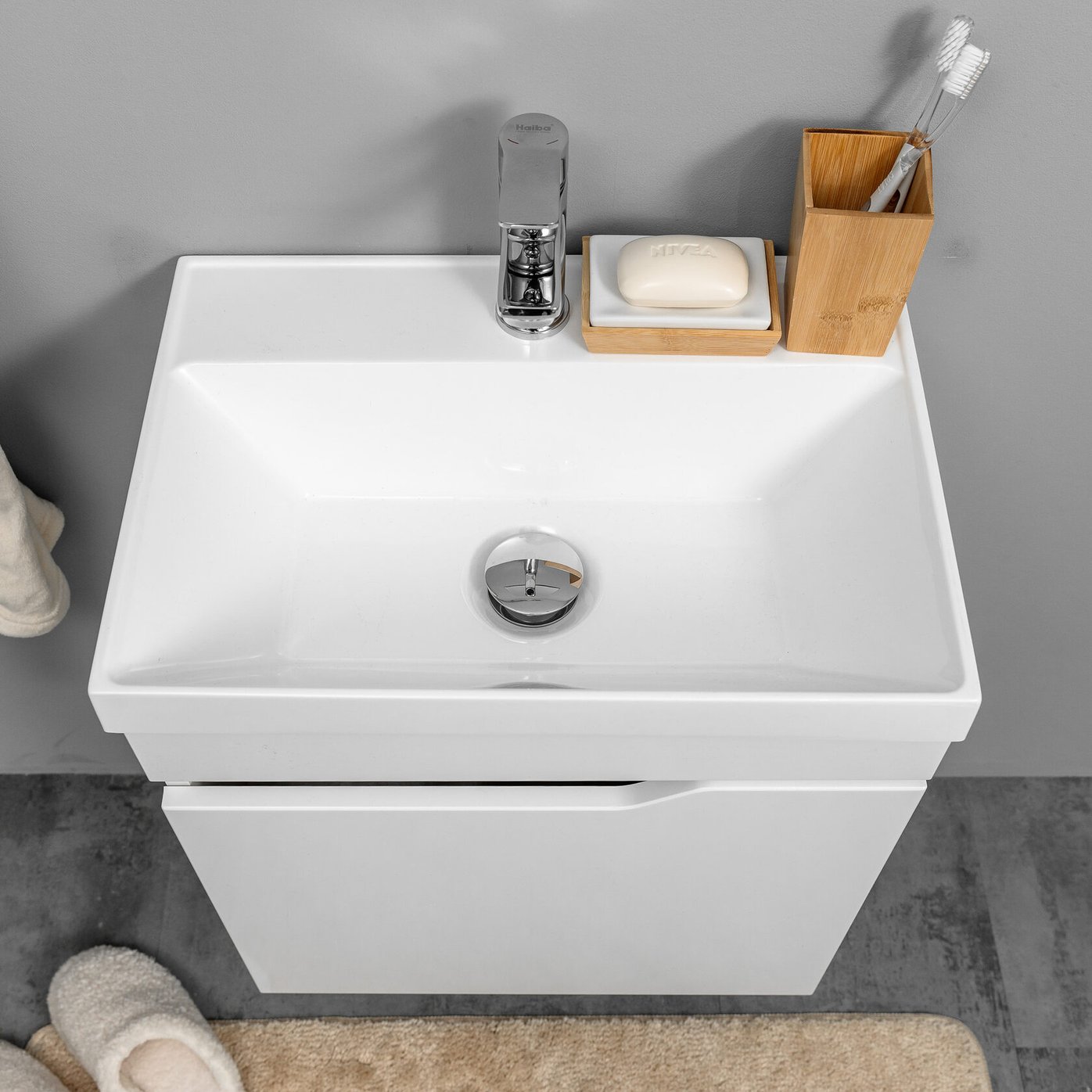 ФОРТУНА 50 Комплект мебели подвесной, дверь с вырезом (под Слим 50/Альтаис 35), цвет Белый FT-S-T50W