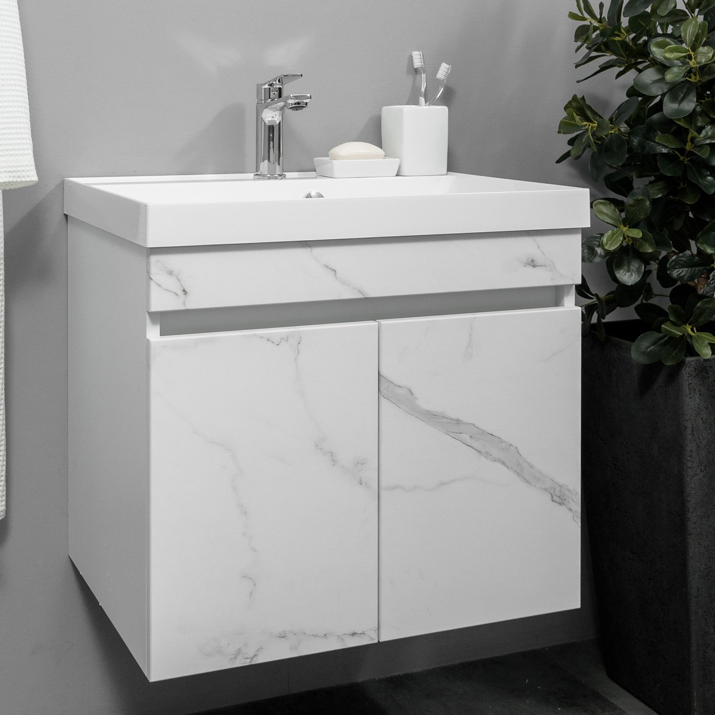 НЕМИ 60 комплект мебели подвесной c дверцами (тумба + умывальник Дакота 60), Белый мрамор NM-D-T60/WMr